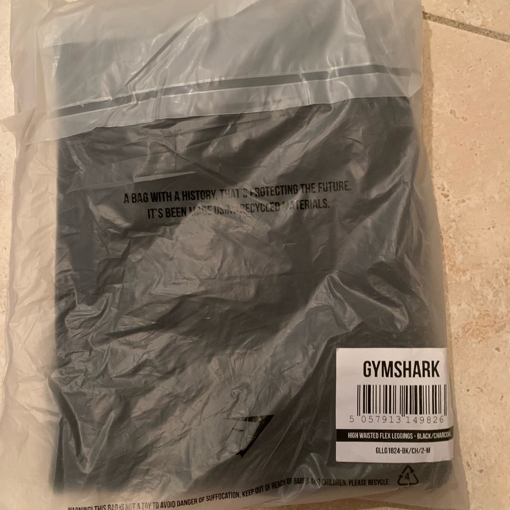 NWT gym shark high waisted flex leggings